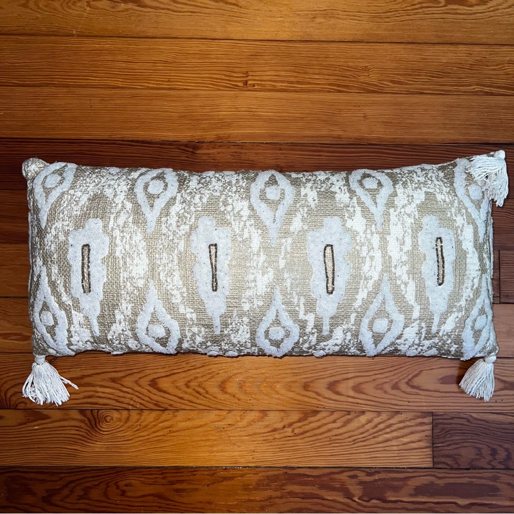 ANTHROPOLOGIE Ryleigh Pillow - Picture 3 of 6
